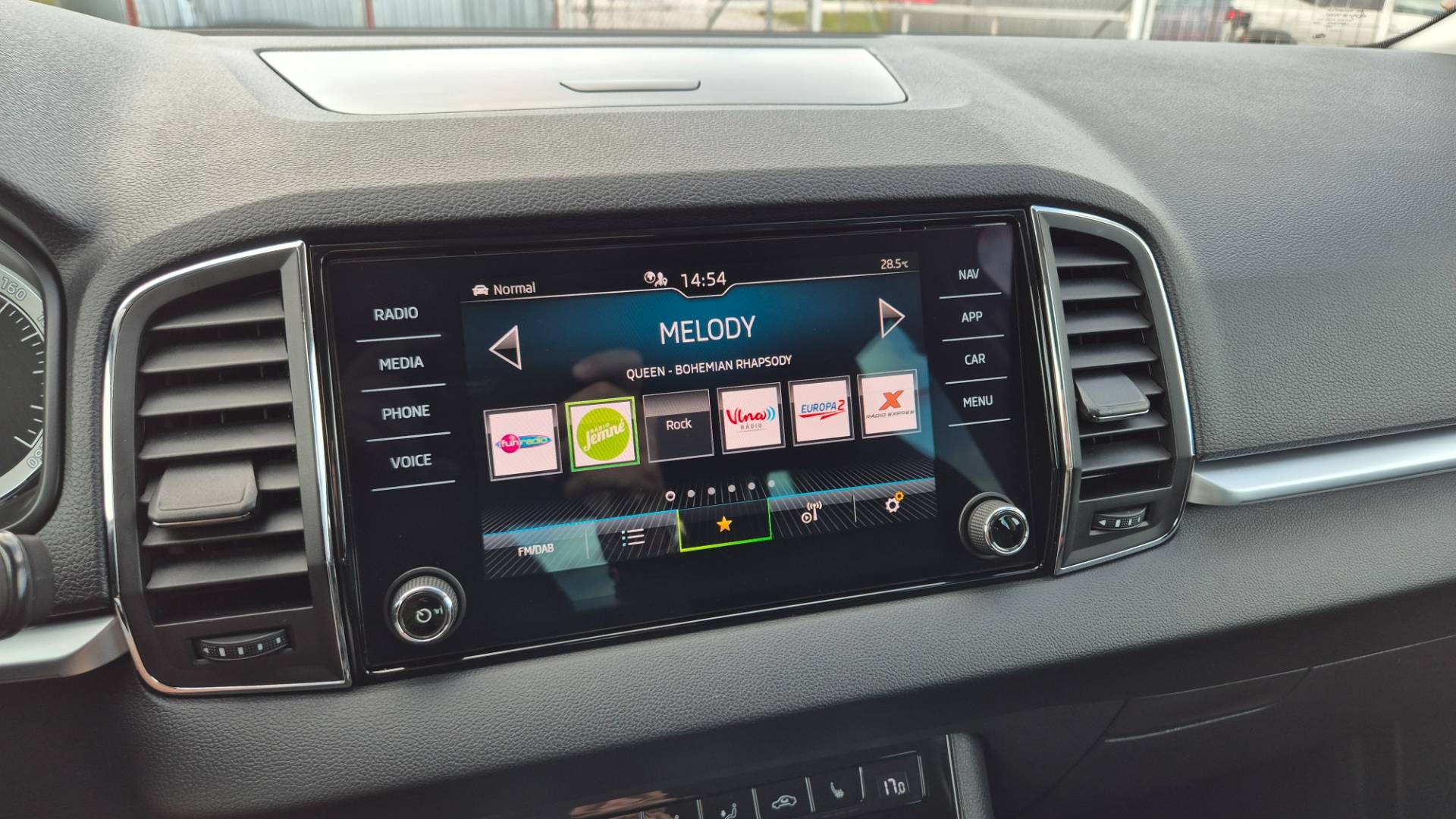 Škoda Karoq 2.0 TDI EVO Style DSG – Obrázok 29