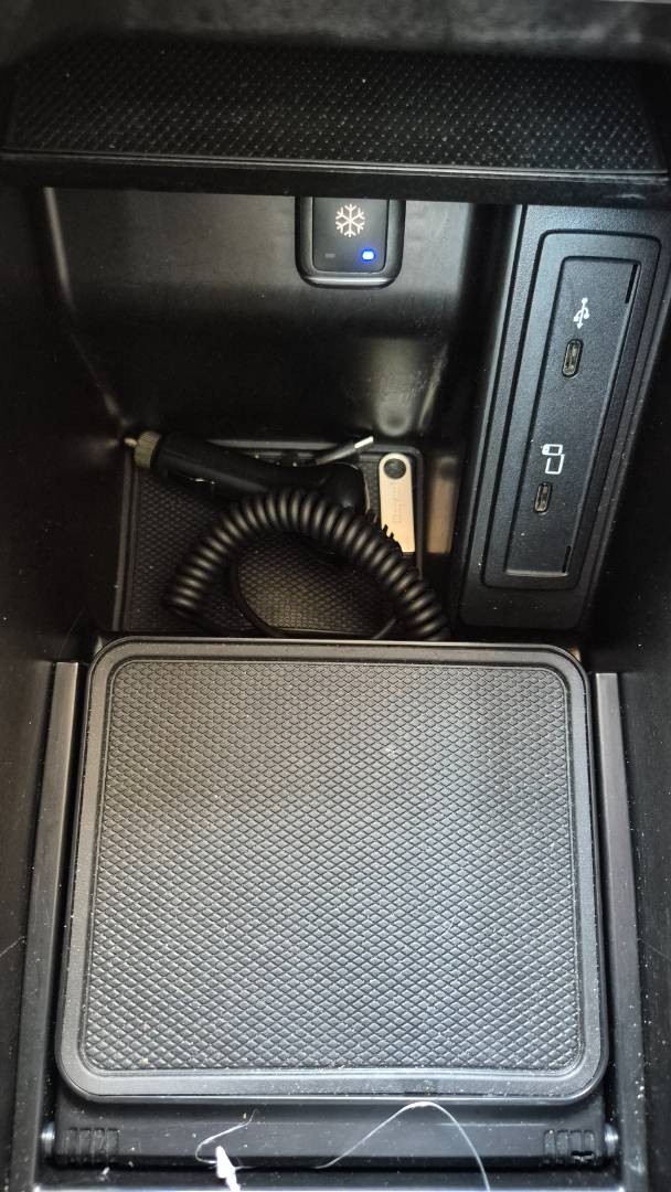 Mercedes-Benz V trieda V300 d Exclusive lang A/T 4MATIC – Obrázok 47