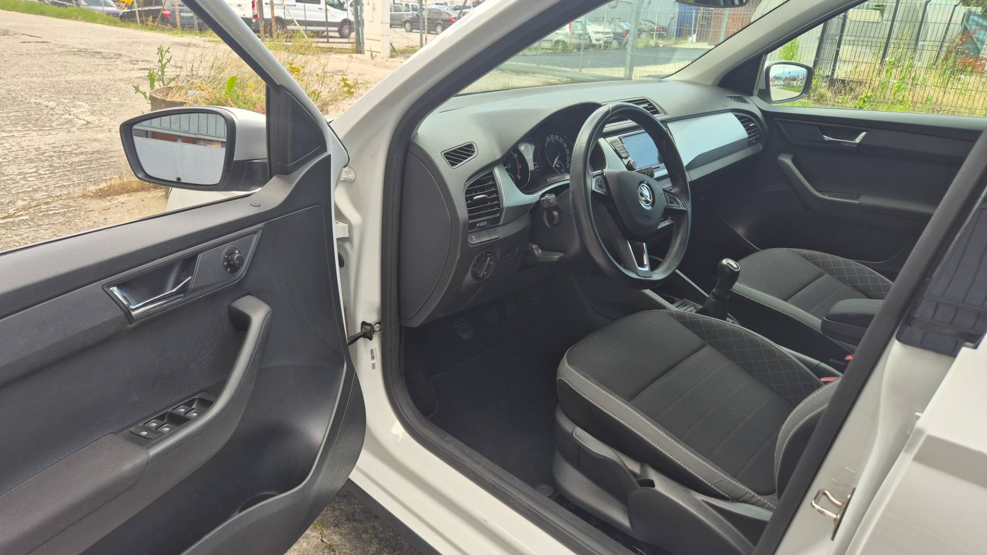 Škoda Fabia Combi 1.0 TSI Style – Obrázok 22