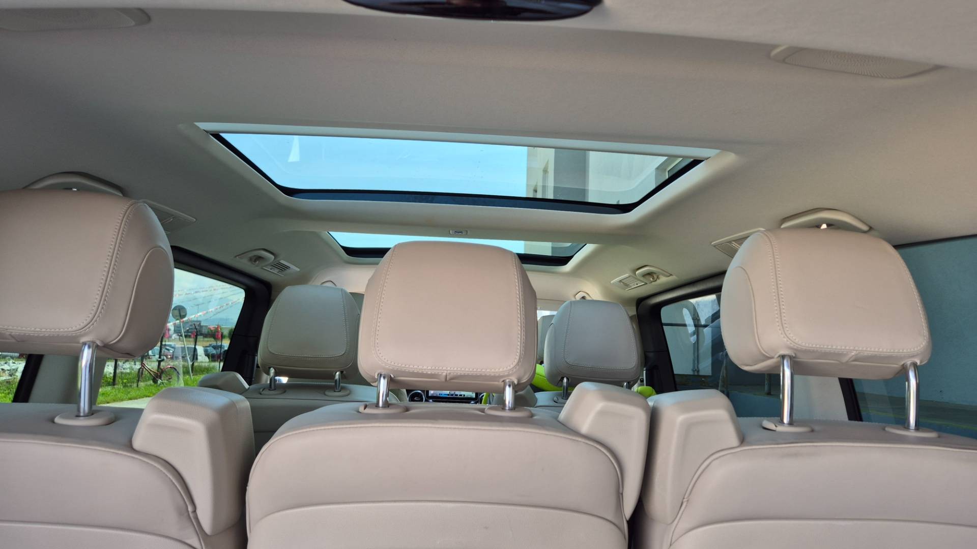 Mercedes-Benz V trieda V300 d Exclusive lang A/T 4MATIC – Obrázok 24