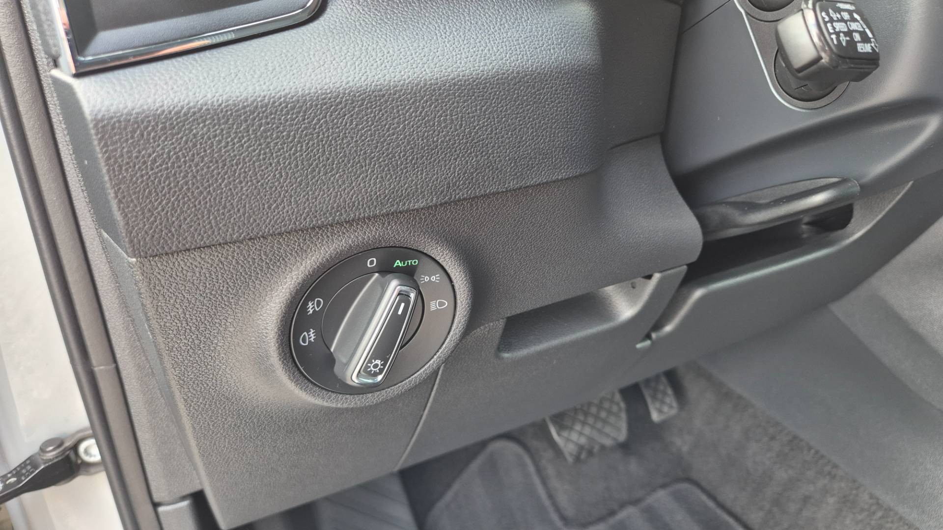 Škoda Karoq 2.0 TDI EVO Style DSG – Obrázok 24