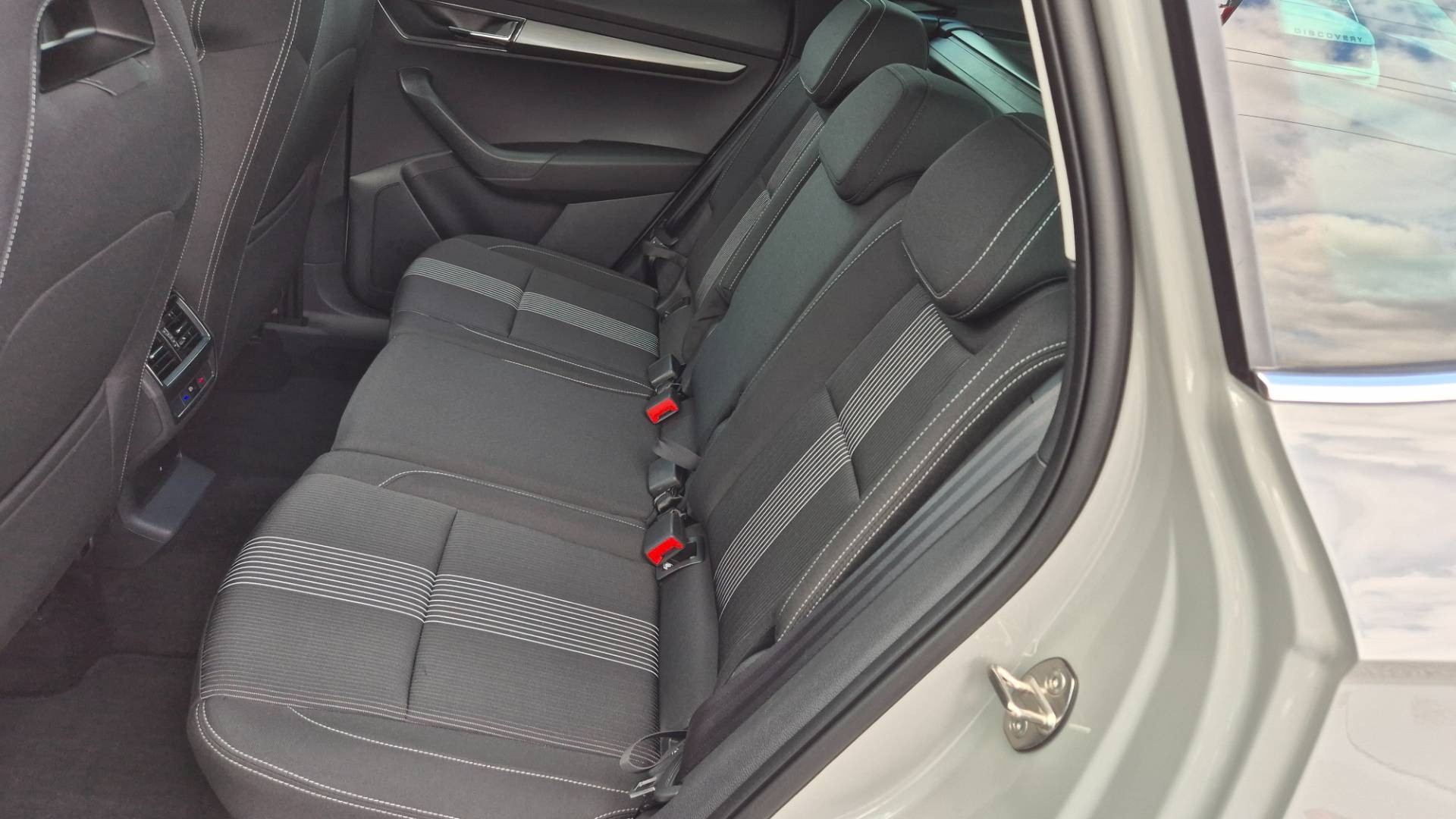 Škoda Karoq 2.0 TDI EVO Style DSG – Obrázok 19