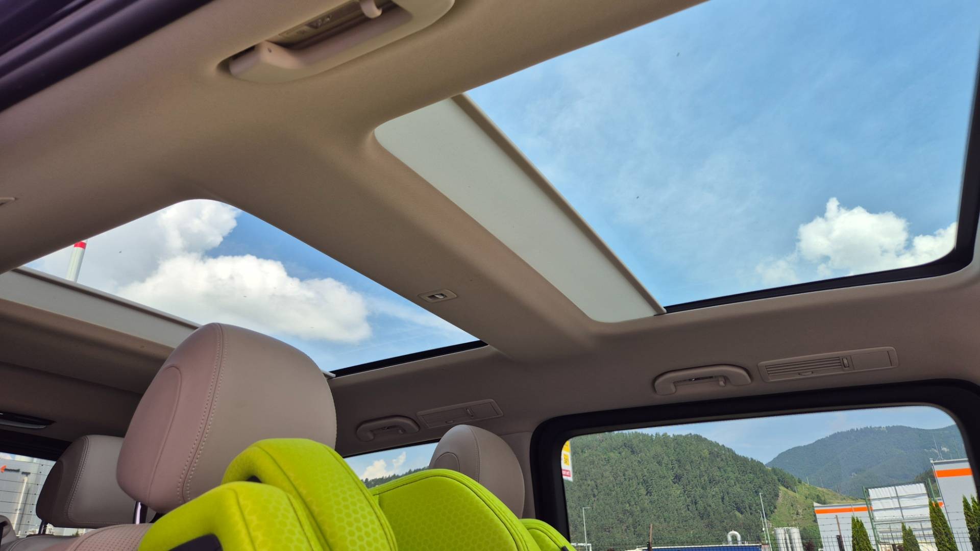 Mercedes-Benz V trieda V300 d Exclusive lang A/T 4MATIC – Obrázok 35