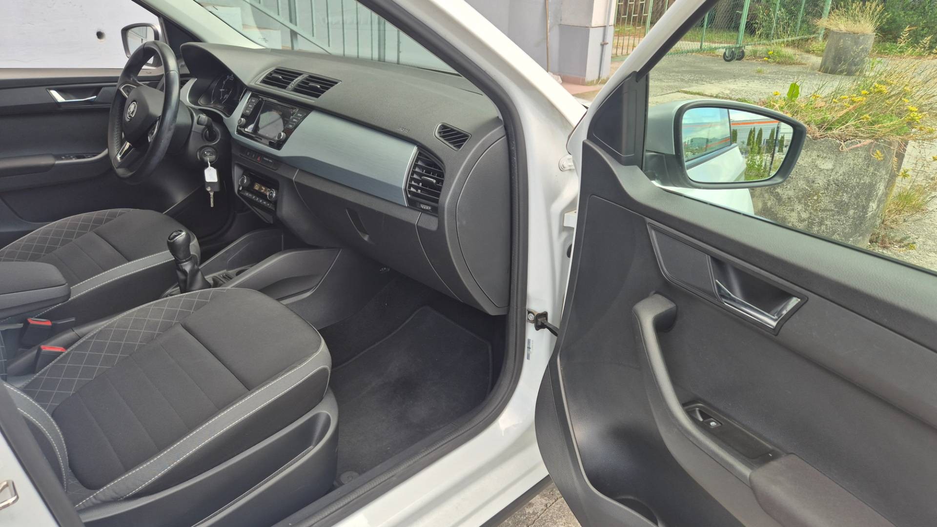 Škoda Fabia Combi 1.0 TSI Style – Obrázok 28
