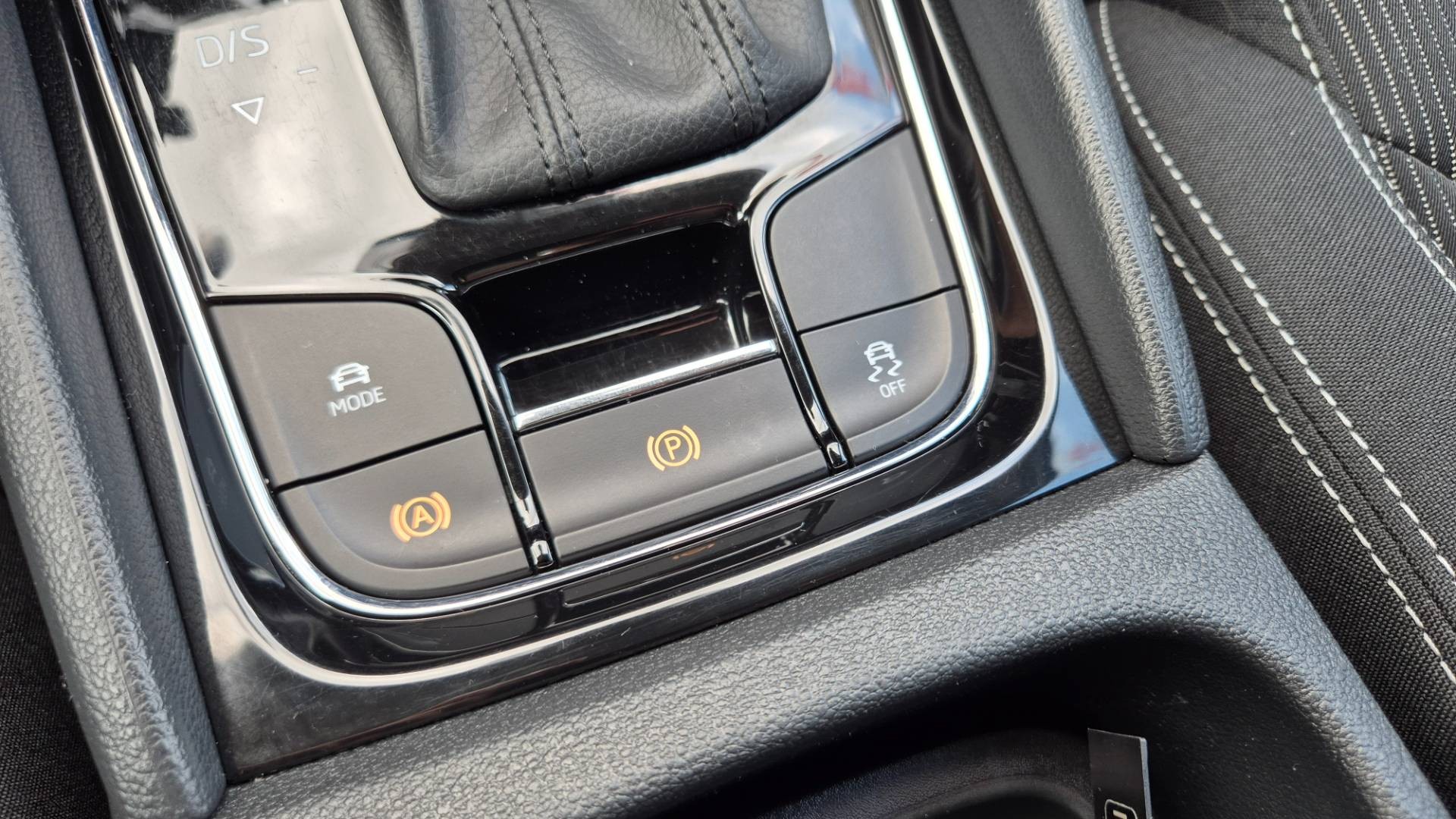 Škoda Karoq 2.0 TDI EVO Style DSG – Obrázok 26