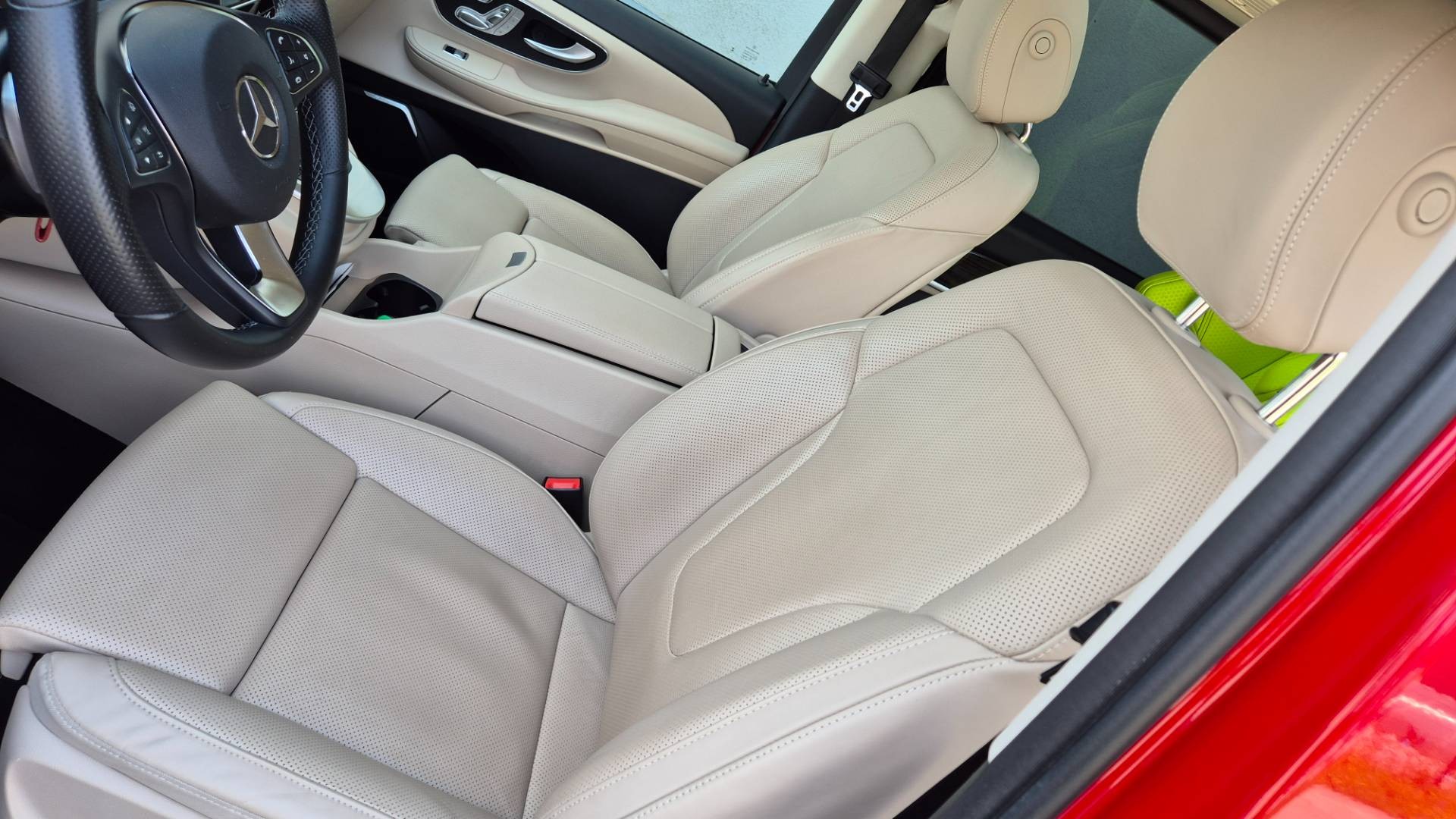 Mercedes-Benz V trieda V300 d Exclusive lang A/T 4MATIC – Obrázok 30
