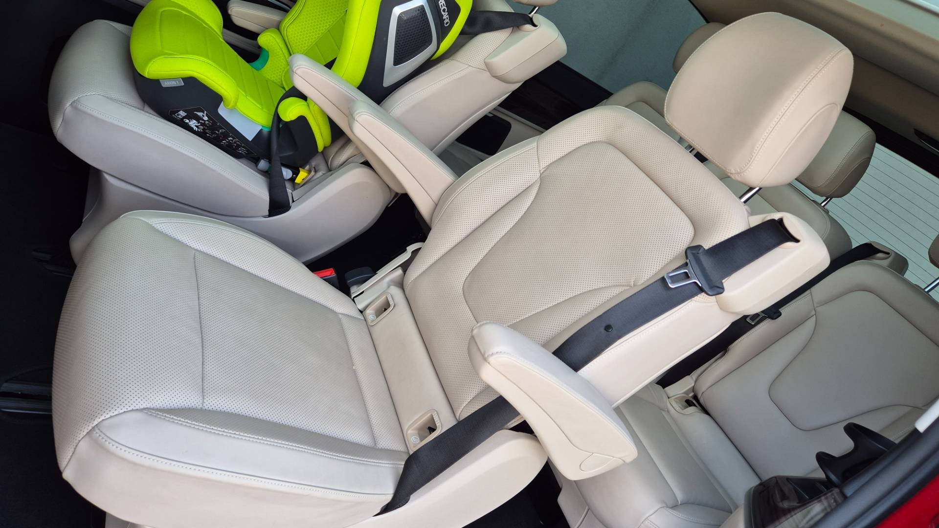 Mercedes-Benz V trieda V300 d Exclusive lang A/T 4MATIC – Obrázok 26