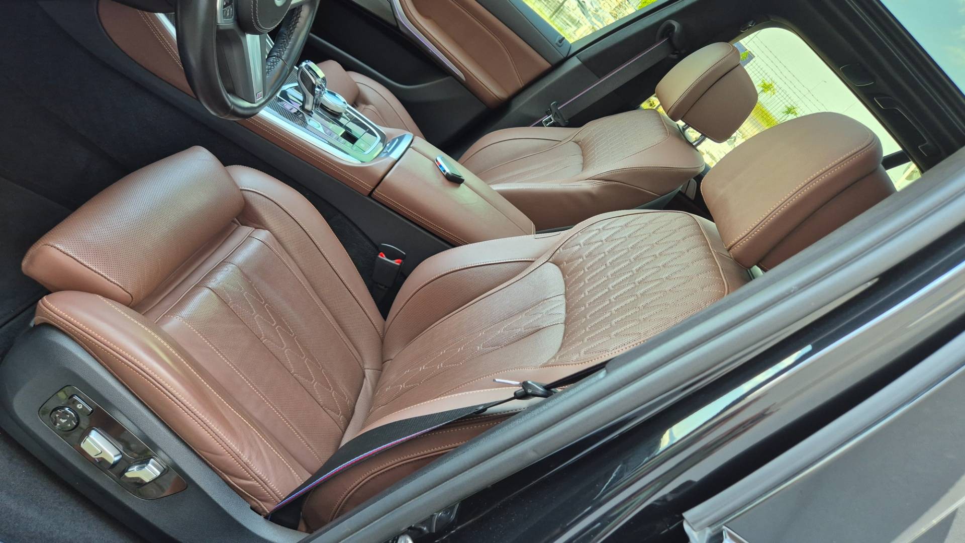 BMW X5 xDriveM50i A/T – Obrázok 36