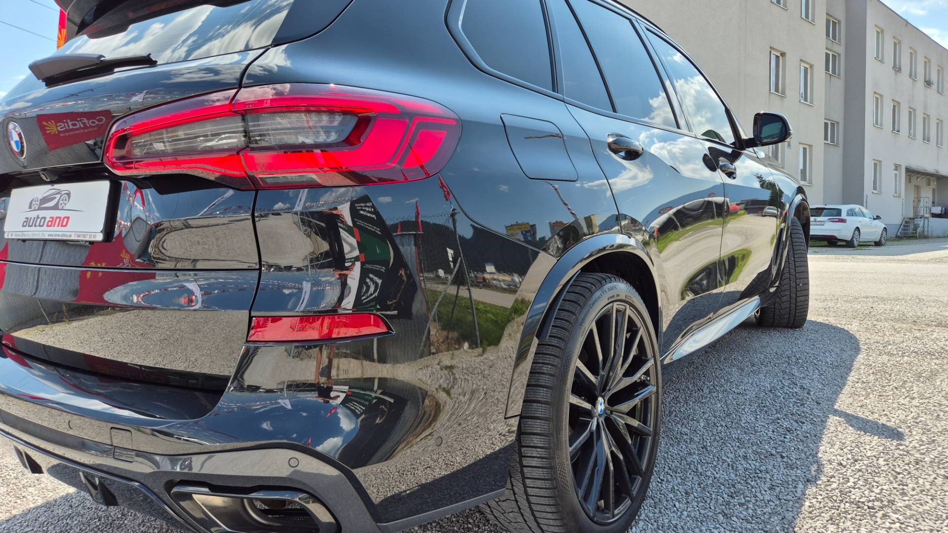 BMW X5 xDriveM50i A/T – Obrázok 23