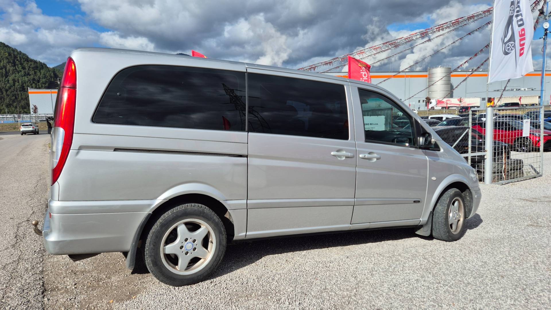 Mercedes-Benz Viano 2.2 CDI – Obrázok 6