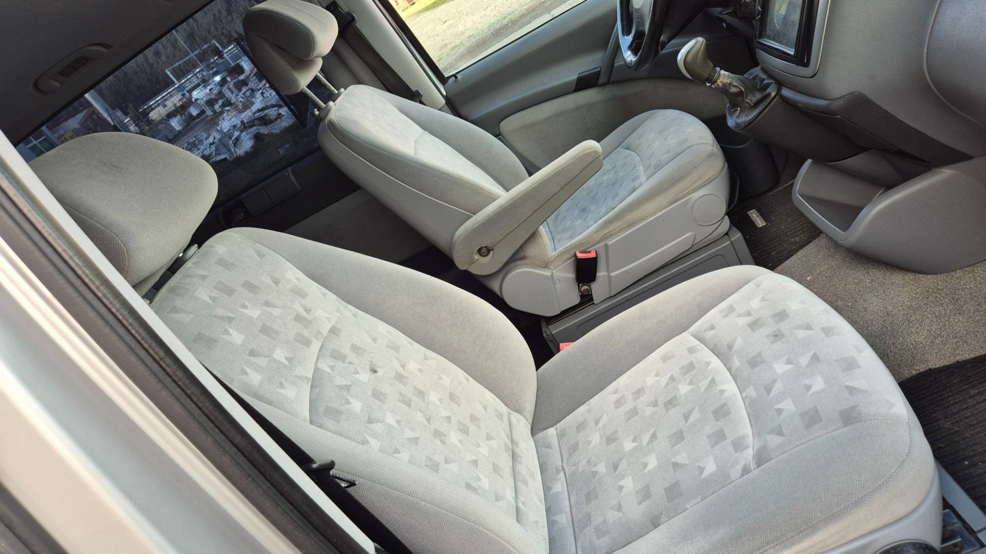 Mercedes-Benz Viano 2.2 CDI – Obrázok 16