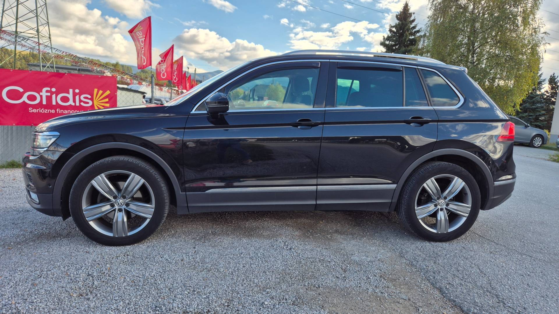 Volkswagen Tiguan 2.0 TDI SCR BMT 4MOTION Highline DSG EU6 – Obrázok 8